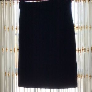 Navy blue pencil skirt